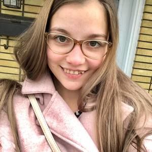 Meet your Posher, Noémie